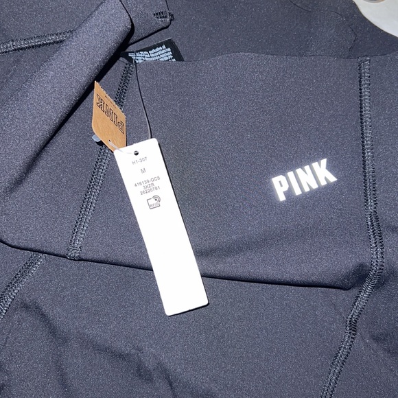 (M) Victoria's Secret/PINK COMPRESSION HIGH WAIST 3" SHORTIE - Picture 5 of 14